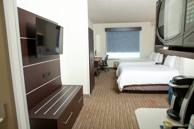 Bedroom 3, Holiday Inn Express & Suites GADSDEN W-NEAR ATTALLA by IHG, Etowah