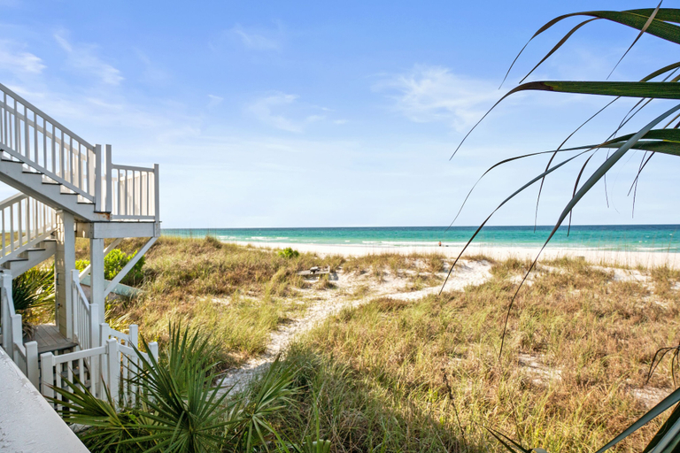 Others 5, Harbur Arms by Panhandle Getaways, Bay