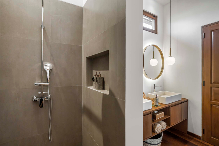 Bathroom 4, Villa Nusantara 4 by Alfred in Bali, Badung