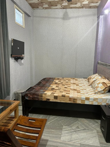 Bedroom 3, Hotel Monal, Pithoragarh