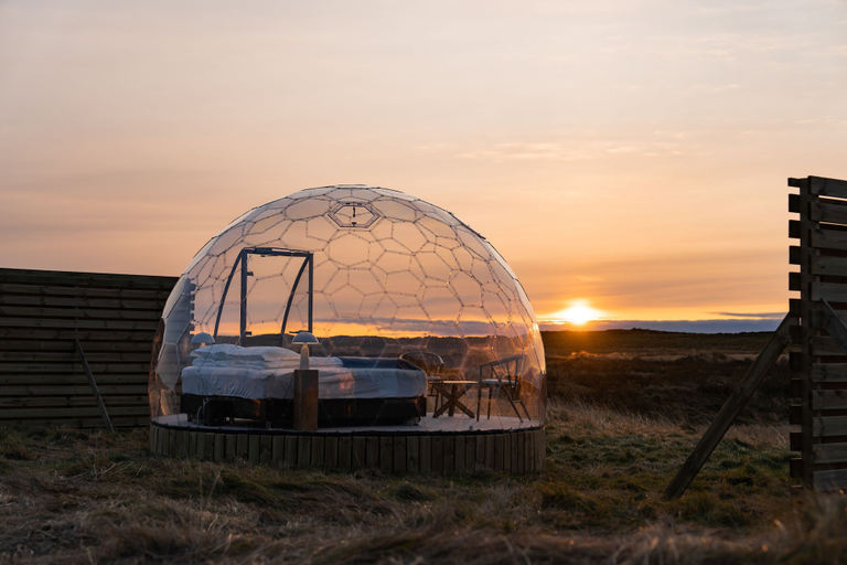 Others 5, Aurora Igloo South, Djúpárhreppur