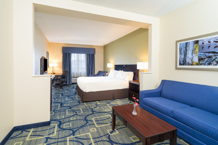 Bedroom 4, Holiday Inn Express & Suites EASTON by IHG, Northampton