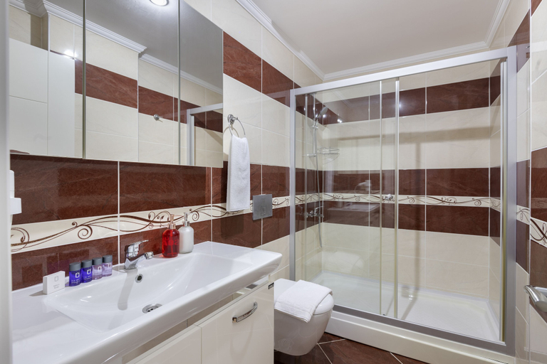 Bathroom 5, Onix Apart Hotel, Antalya