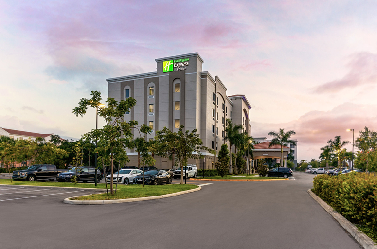 Exterior & Views 2, Holiday Inn Express & Suites MIRAMAR by IHG, Broward