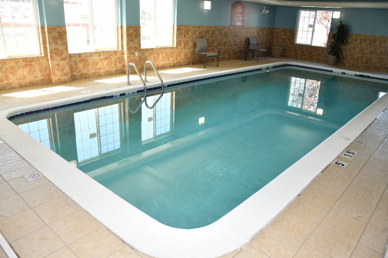 Sport & Beauty 2, Holiday Inn Express & Suites EVANSTON by IHG, Uinta