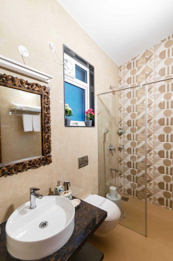 Bathroom 3, Lotus & Orchid Villas by Ramnath Homes, North Goa