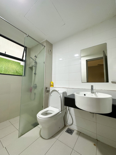 Bathroom 5, 1 Tebrau Residences by YML Home, Johor Bahru