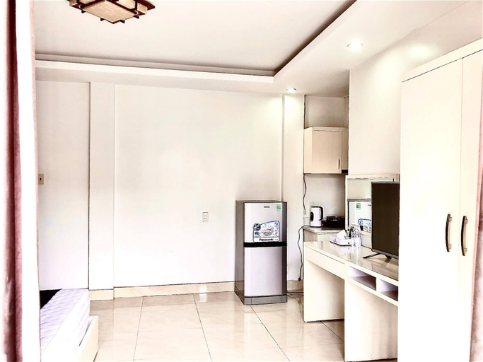 Others 3, Holiday Hotel 2, Ngô Quyền