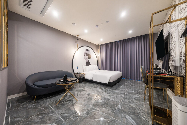 Bedroom 3, Hotel Four Star, Gyeyang