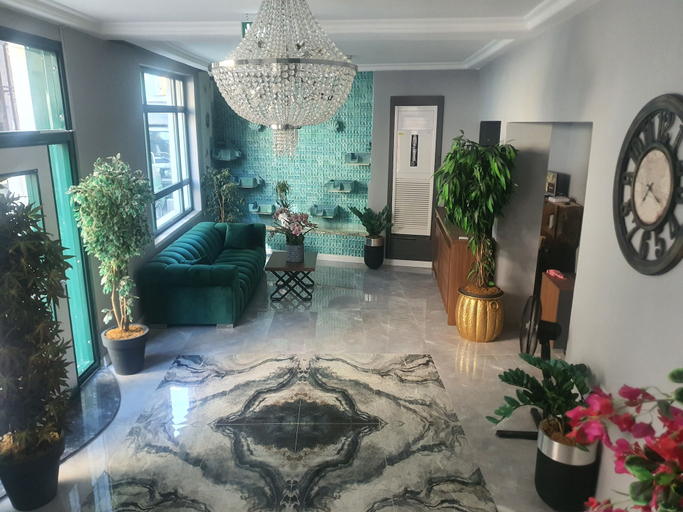 Others 2, St945 Palas Otel, Konak
