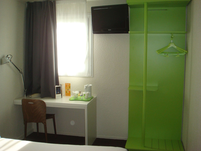 Bathroom 4, Campanile PRIME - Paris Bobigny, Seine-Saint-Denis