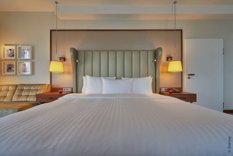 Bedroom 4, Dorint Hotel Bonn, Bonn