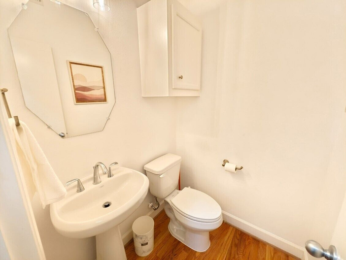 Bathroom 4, Birch Retreat, Houston