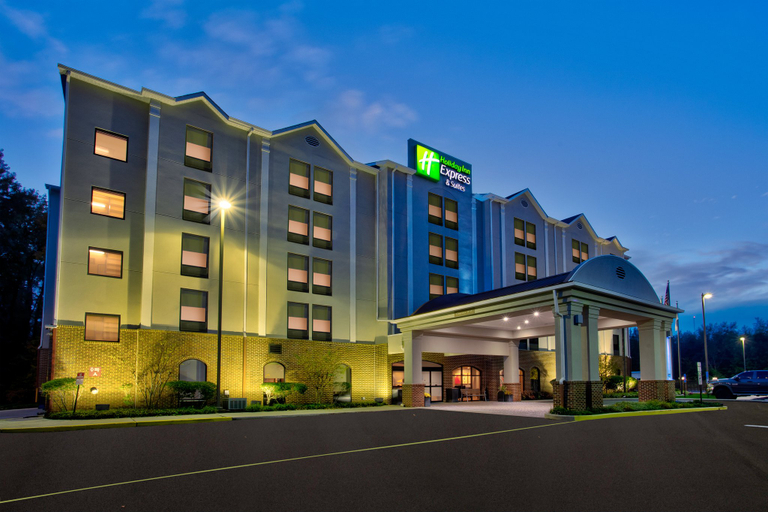 Exterior & Views 5, Holiday Inn Express & Suites DOVER by IHG, Kent