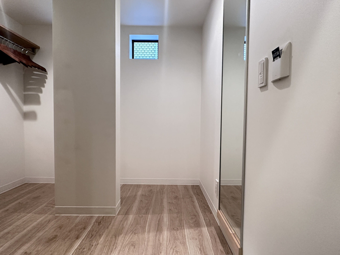 Others 5, shiye house, Osaka