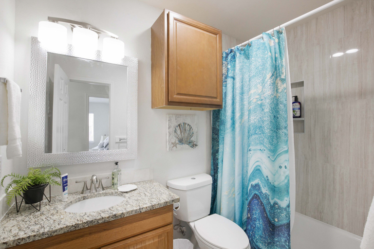 Bathroom 4, Paradise Retreat, Williamson