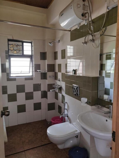 Bathroom 3, Sha Ri Loum Homestay, East Khasi Hills