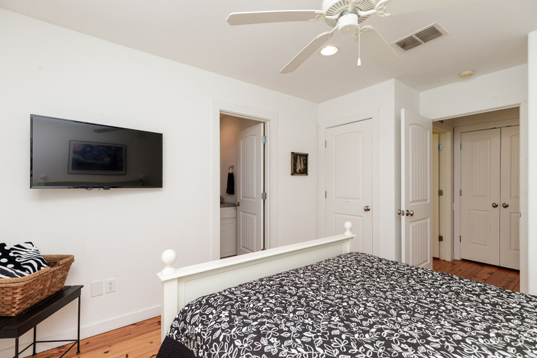 Bedroom 2, Seashell Escape, Nueces