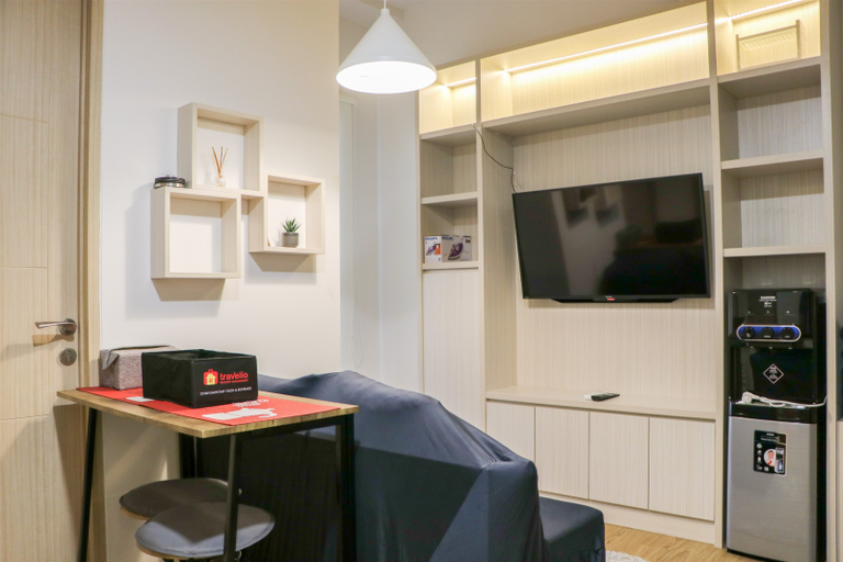 Others 4, Good and Comfy 2BR Tokyo Riverside PIK 2 Apartment By Travelio, Tangerang