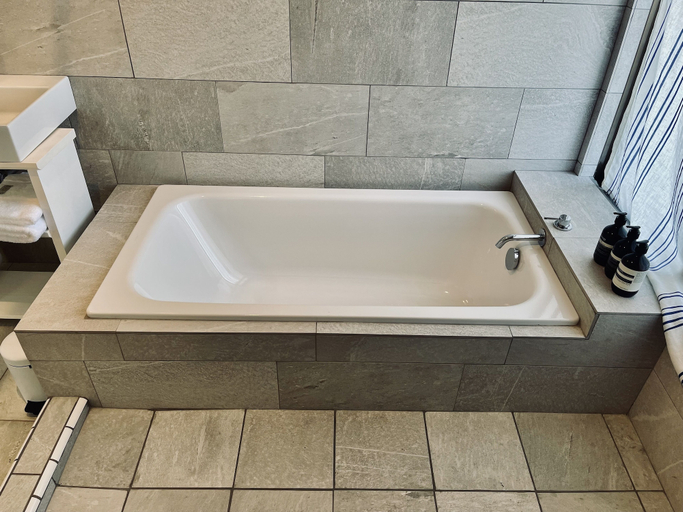 Bathroom 3, AZZURRA, Miyakojima