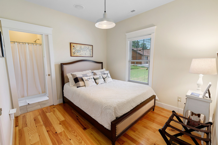 Bedroom 2, Sunset Point, Rhea