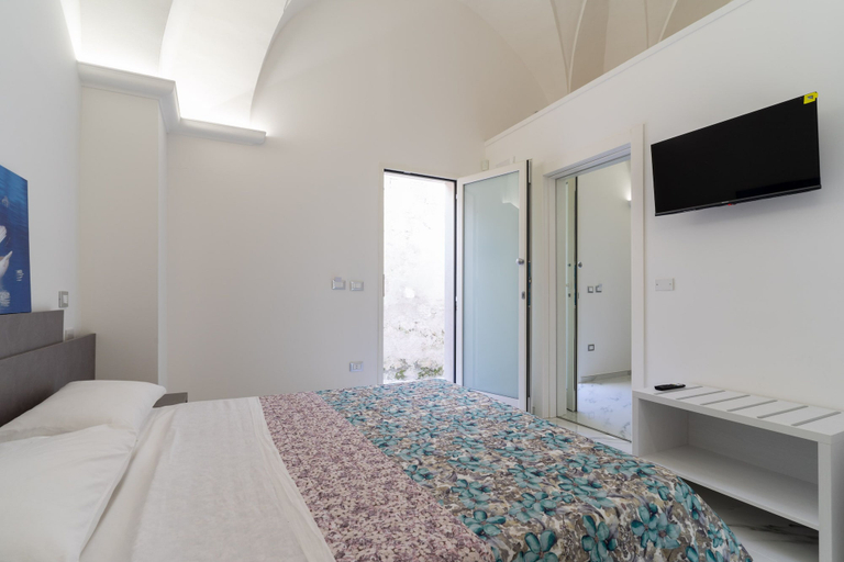 Room 4, 3561 Le Suite di Chiara - Cigni by Barbarhouse, Lecce