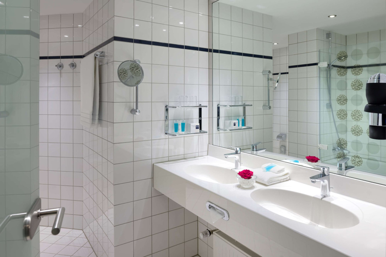 Bathroom 4, Dorint Kongresshotel Düsseldorf/Neuss, Rhein-Kreis Neuss