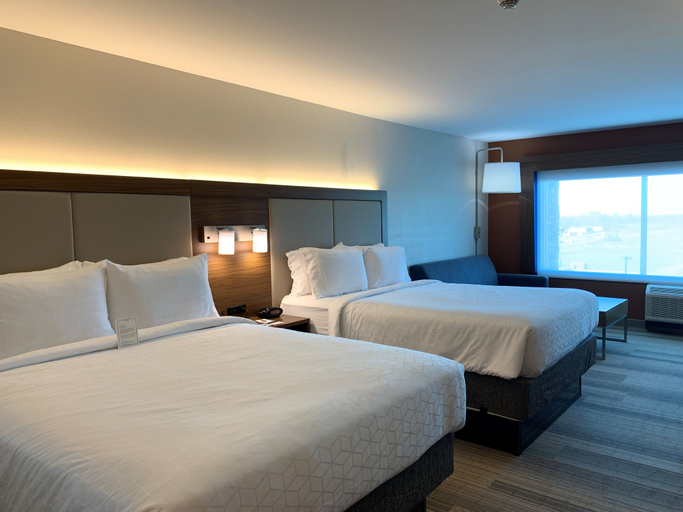 Bedroom 4, Holiday Inn Express & Suites DANVILLE by IHG, Boyle
