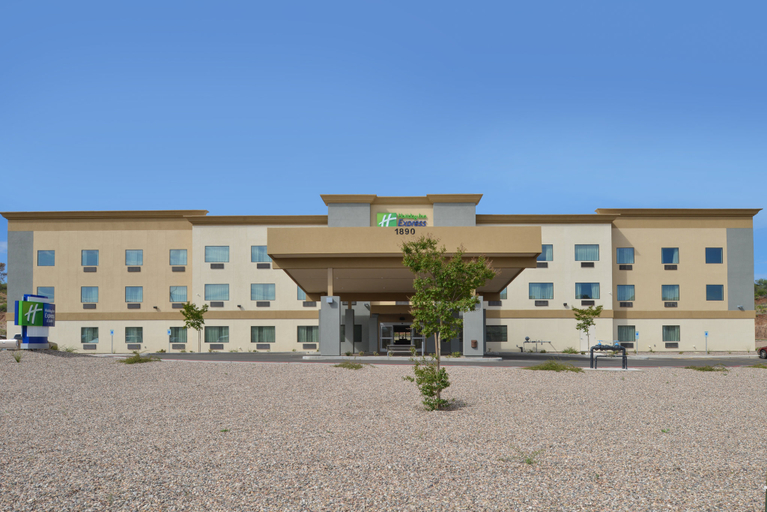 Exterior & Views 4, Holiday Inn Express & Suites GLOBE by IHG, Gila