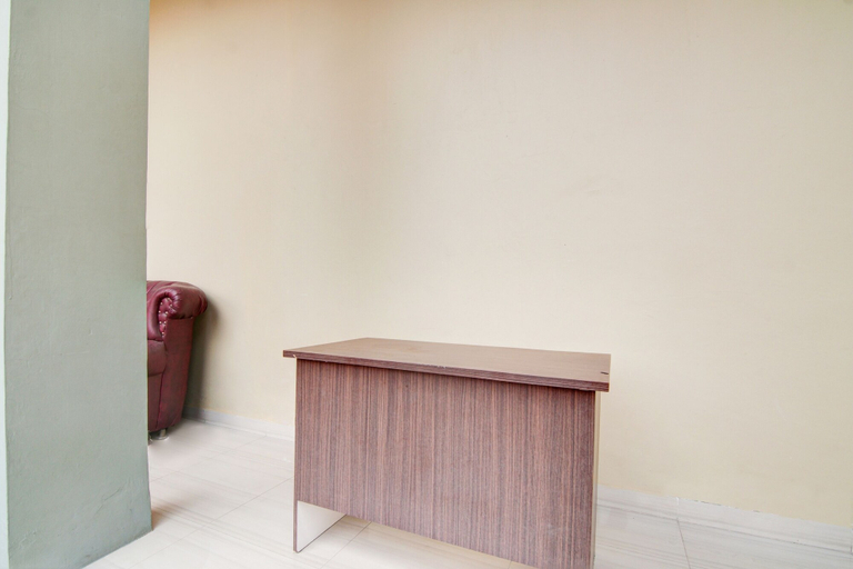Others 5, OYO 93087 Wisma Apel Syariah, Pekanbaru