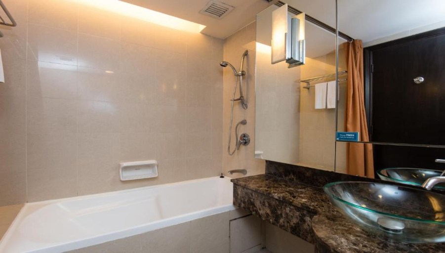 Bathroom 4, Resort Suites at Bandar Sunway, Subang Jaya