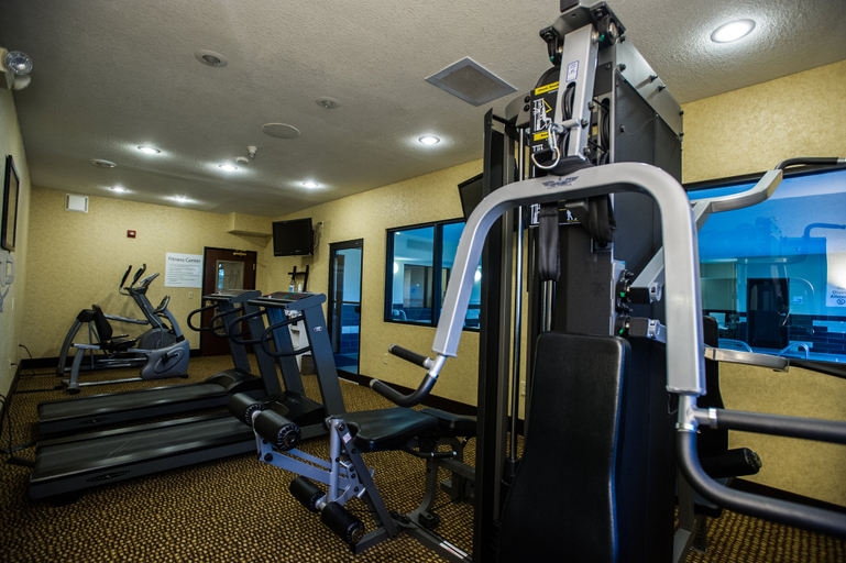 Others 3, Holiday Inn Express & Suites TOPEKA WEST I-70 WANAMAKER by IHG, Shawnee