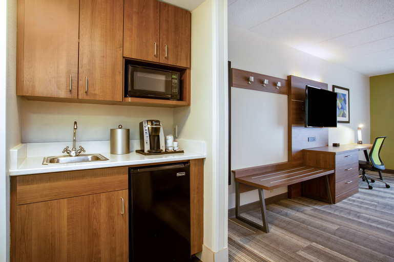 Holiday Inn Express & Suites FORT WAYNE, Kosciusko