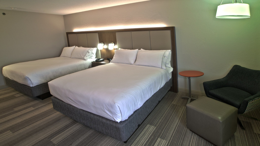 Bedroom 4, Holiday Inn Express & Suites EVANSVILLE NORTH by IHG, Vanderburgh
