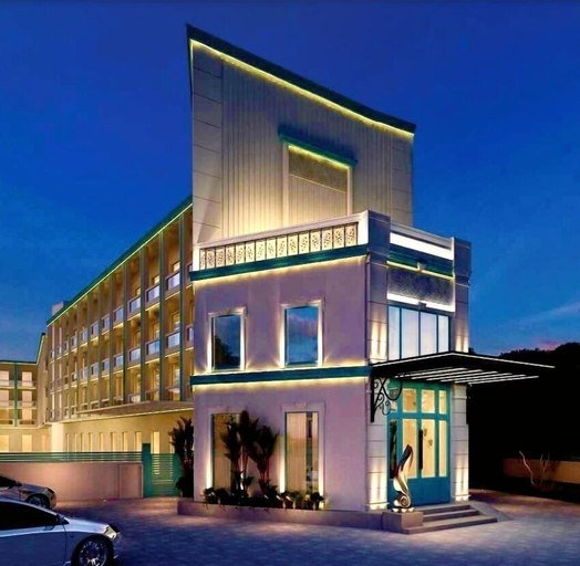 Exterior & Views 3, Ramada by Wyndham Goa Arpora, North Goa