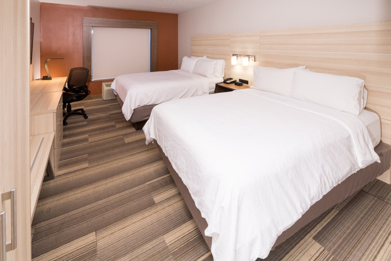 Bedroom 3, Holiday Inn Express & Suites GRAND BLANC by IHG, Genesee