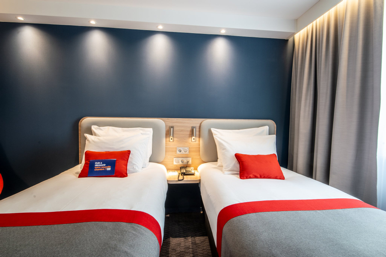 Holiday Inn Express Bordeaux - Lormont - Tap to explore photos