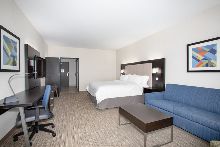 Bedroom 4, Holiday Inn Express & Suites ELY by IHG, White Pine