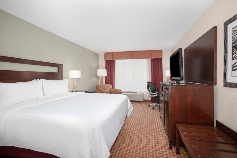 Bedroom 4, Holiday Inn Express & Suites GILLETTE by IHG, Campbell