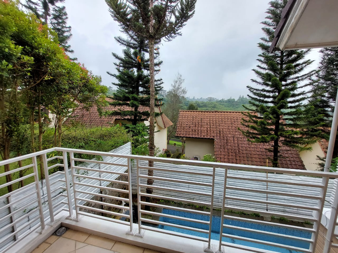 Villa Kota Bunga DD5-23 - 3BR with Pool by Zahra Al-Jazeerah, Cianjur