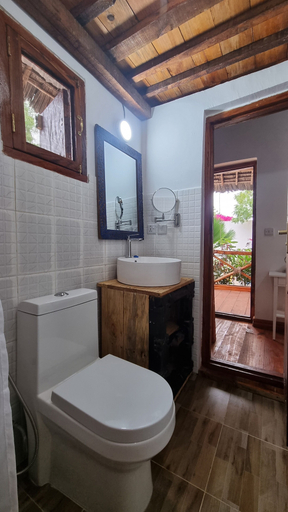 Bathroom 4, Salama & Mbuyuni Bungalows, Kaskazini 'A'