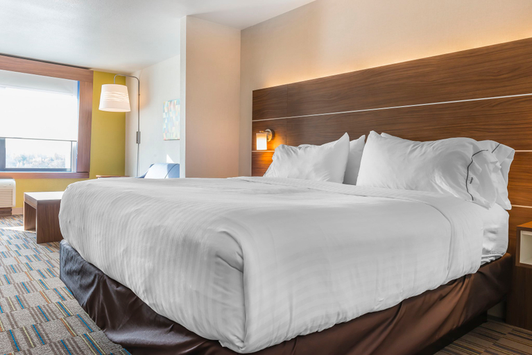 Bedroom 3, Holiday Inn Express & Suites CLARION by IHG, Clarion