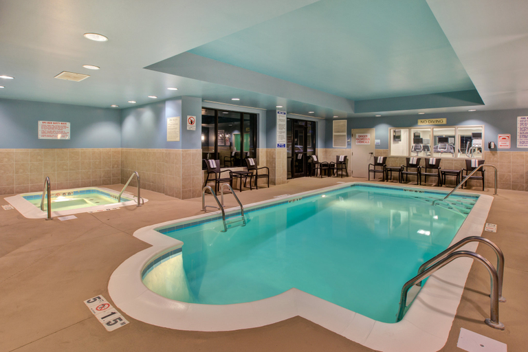 Sport & Beauty 3, Holiday Inn Express & Suites FORT WAYNE by IHG, Allen