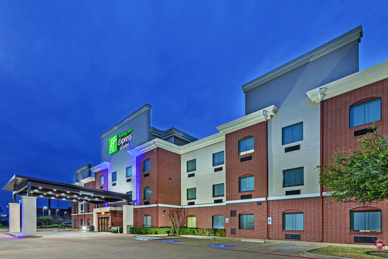 Exterior & Views 2, Holiday Inn Express & Suites LONGVIEW SOUTH I-20 by IHG, Gregg