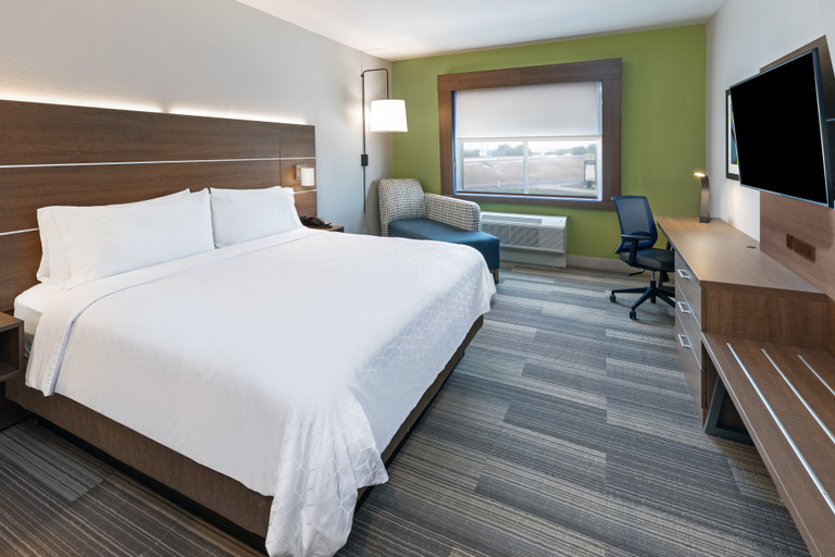 Bedroom 3, Holiday Inn Express & Suites DENTON - SANGER by IHG, Denton