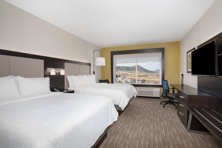 Bedroom 3, Holiday Inn Express & Suites ELY by IHG, White Pine