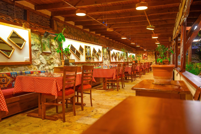 Food & Drinks 4, Cesmeli Konak Garden, Safranbolu