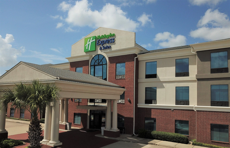 Exterior & Views 4, Holiday Inn Express & Suites HEARNE by IHG, Robertson