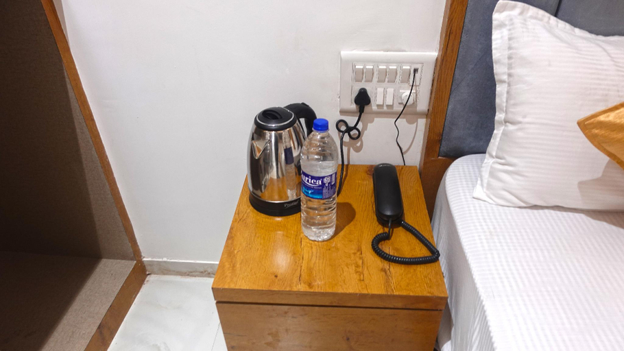 Others 3, Hotel Palms Residency - Mankhurd Link Rd Chembur, Mumbai Suburban