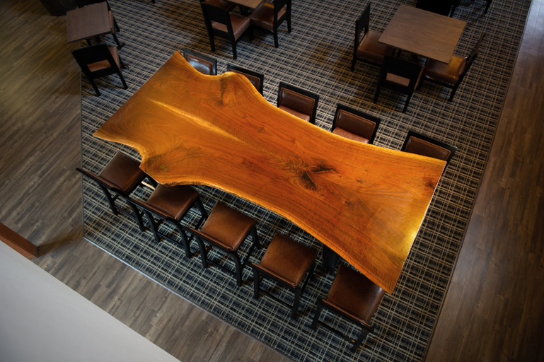 Food & Drinks 4, Holiday Inn Express & Suites HAYWARD by IHG, Sawyer